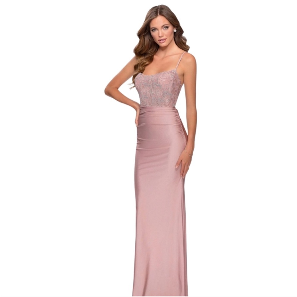 La Femme Mauve Elegant Pink Lace & Jersey Trumpet Evening Gown Size 6